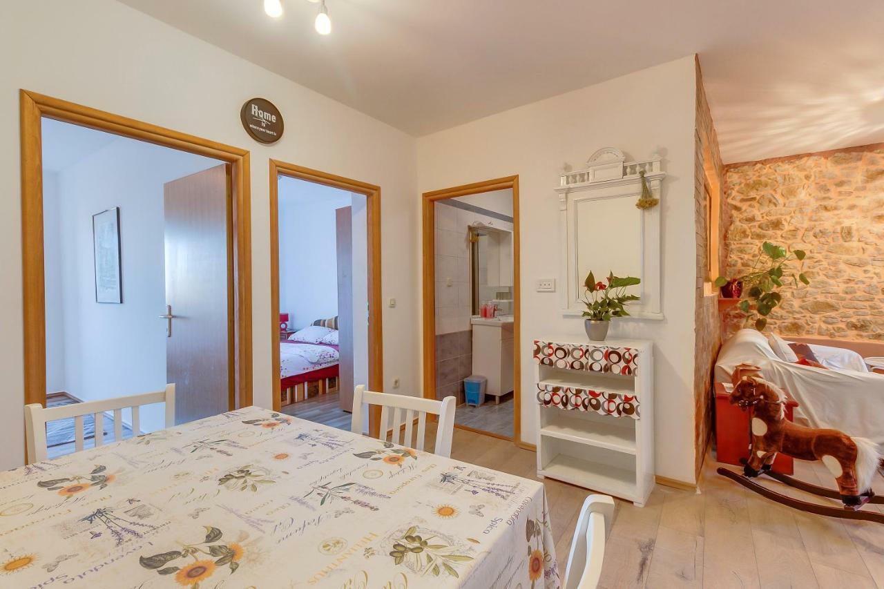 Apartment Matija Cunski Luaran gambar